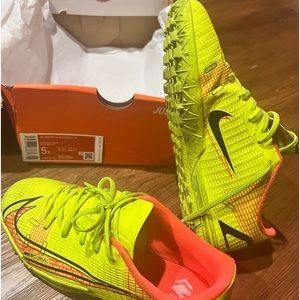 Nike JrVapor 14 Academy TF Indoor soccer shoes